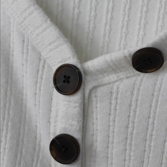 AE S T- shirt - Picture 4 of 4